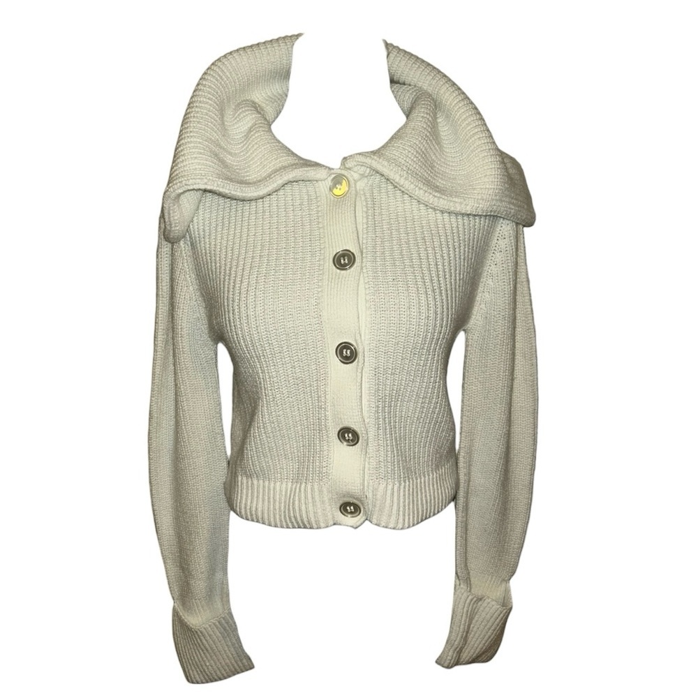 forever 21 junior’s large knit cropped button up sweater with foldable collar